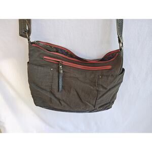 Pistil Hood River Oregon Brand Purse Nylon And Leather Shoulder Bag Green